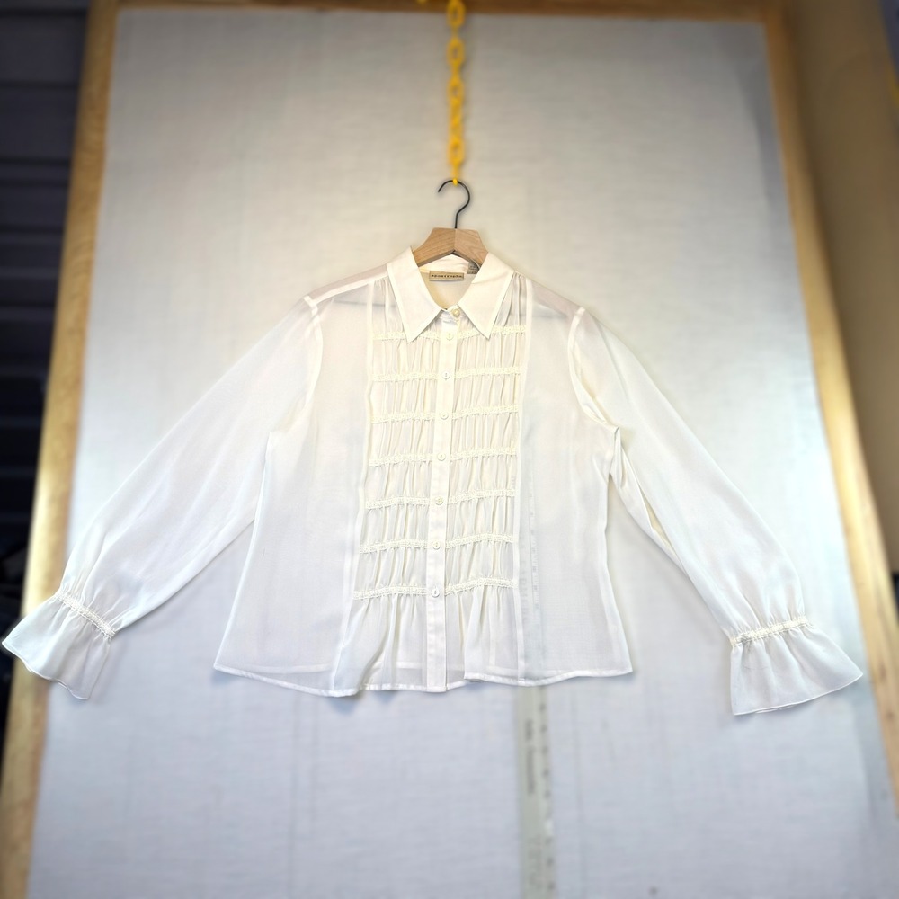 VTG Apostrophe Blouse Cream Womens Size 12 Sheer Lace Pleated Tuxedo Ruffle Cuff